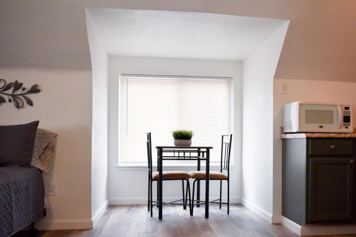 Unwind In A Bright Comfortable Apartment For 3 ピッツバーグ エクステリア 写真